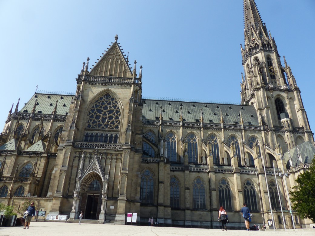 MariäEmpfängnisDom in Linz glaubenslektuere